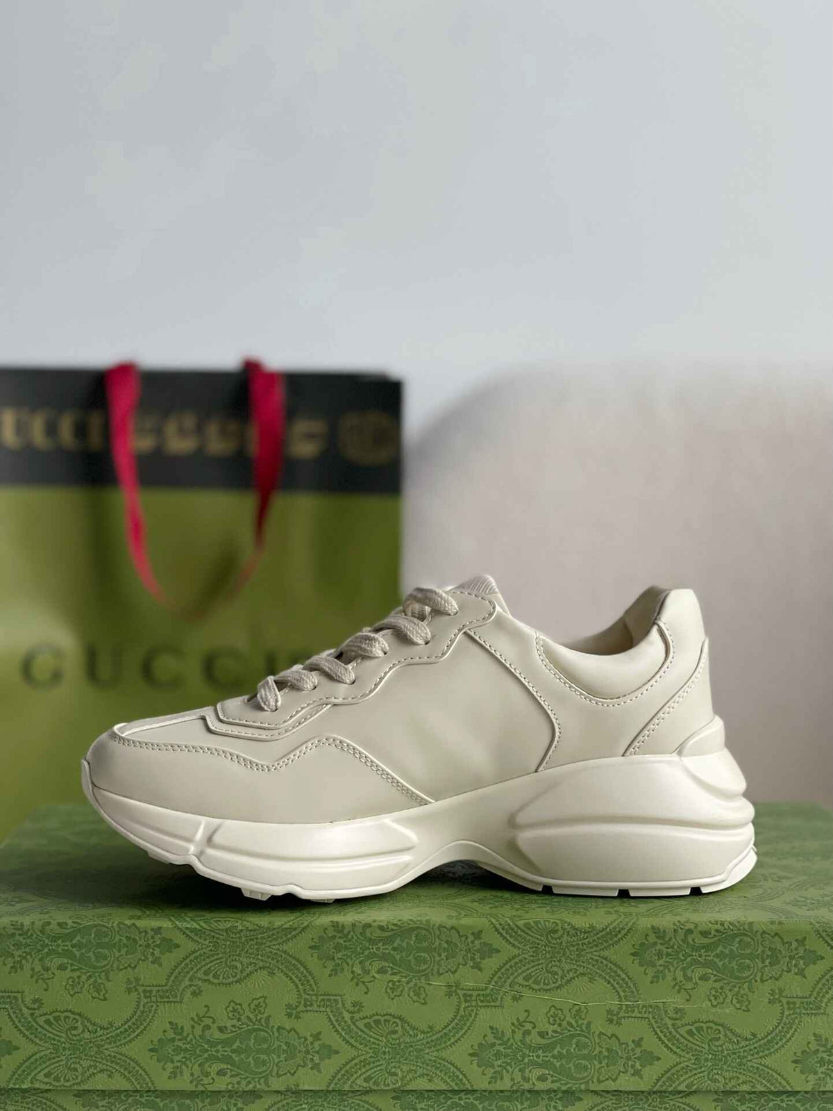 Gucci Rhyton Sneaker – Ivory Leather with Blue Interlocking G
