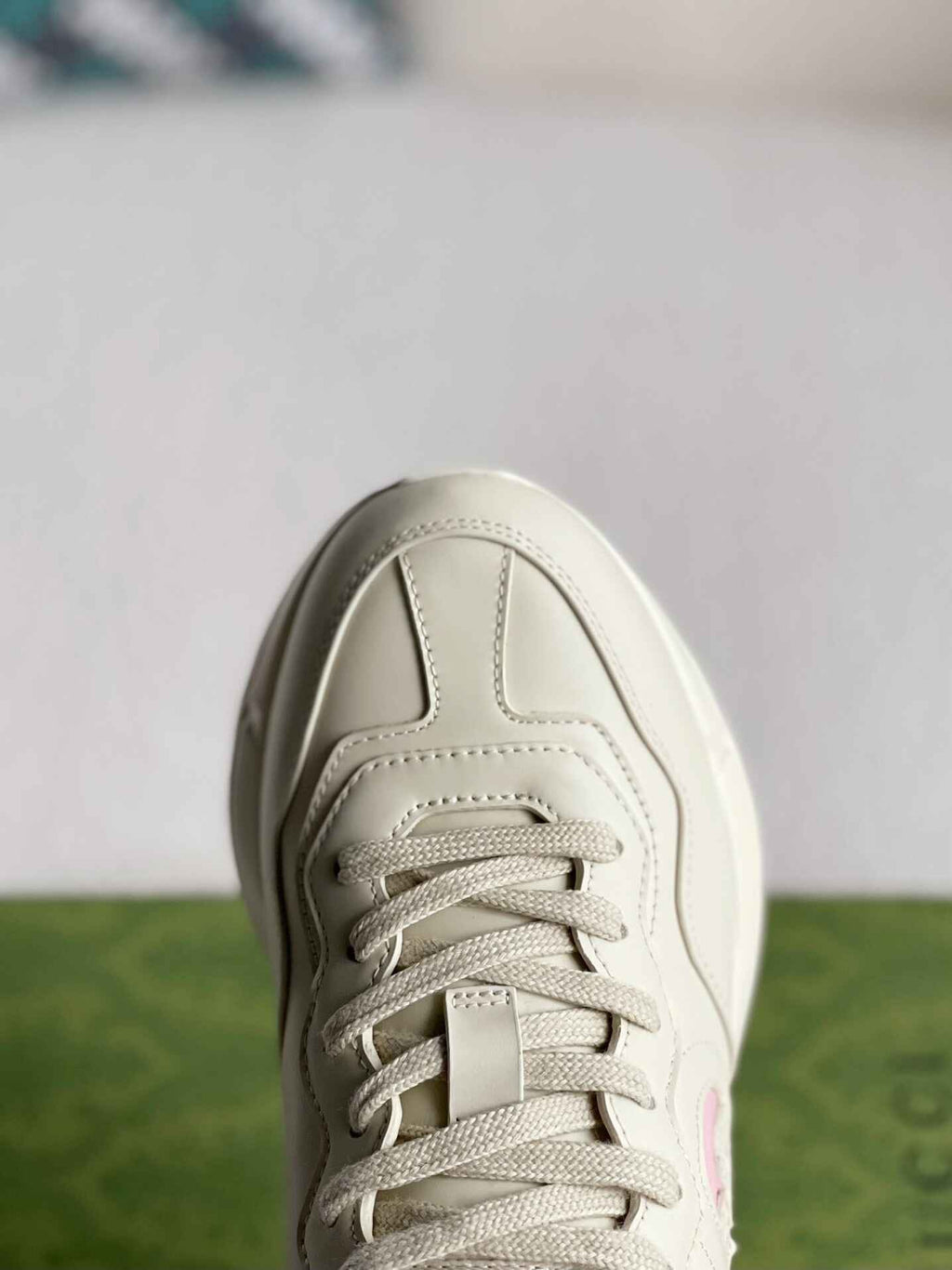 Gucci Rhyton Sneaker – Ivory Leather with Pink Interlocking G