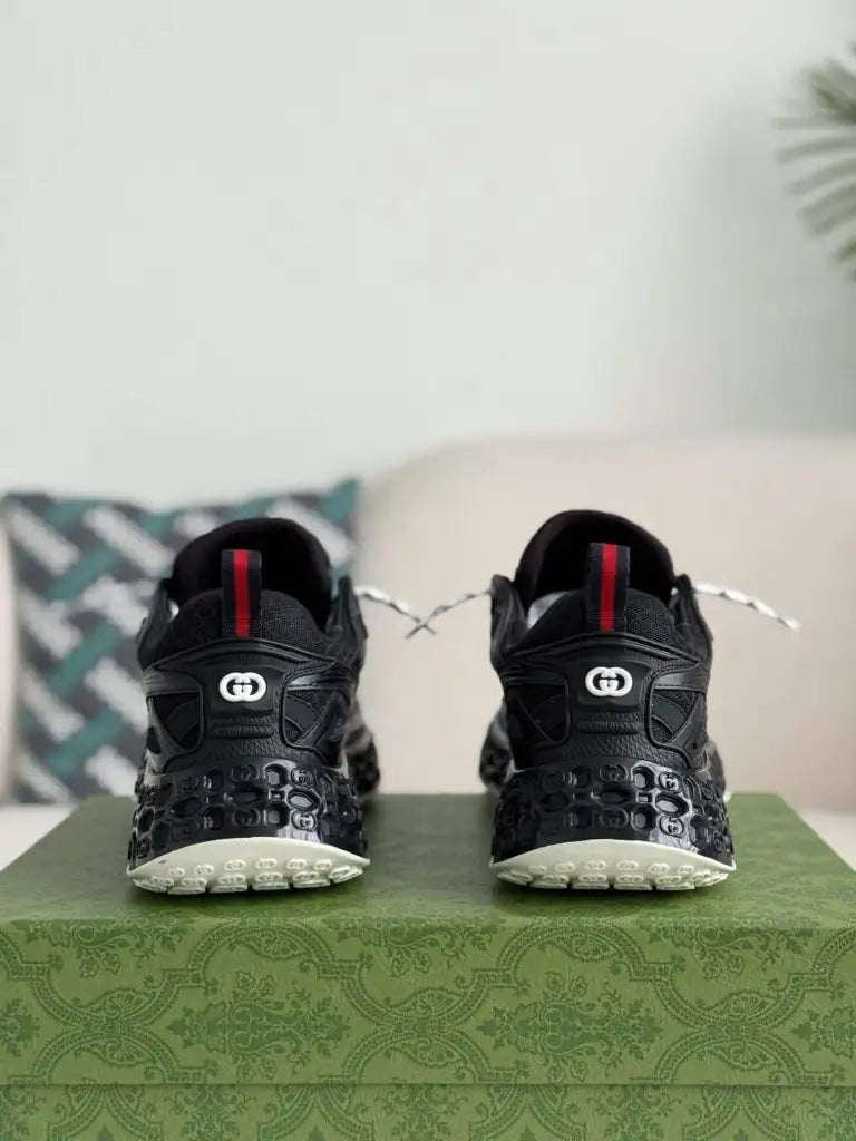 Gucci Run Sneaker – Black Technical Mesh & Rubber