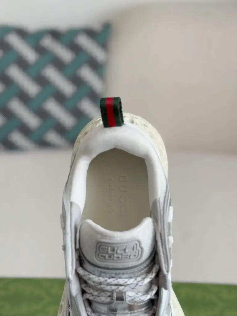 Gucci Run Sneaker – White & Silver Metallic