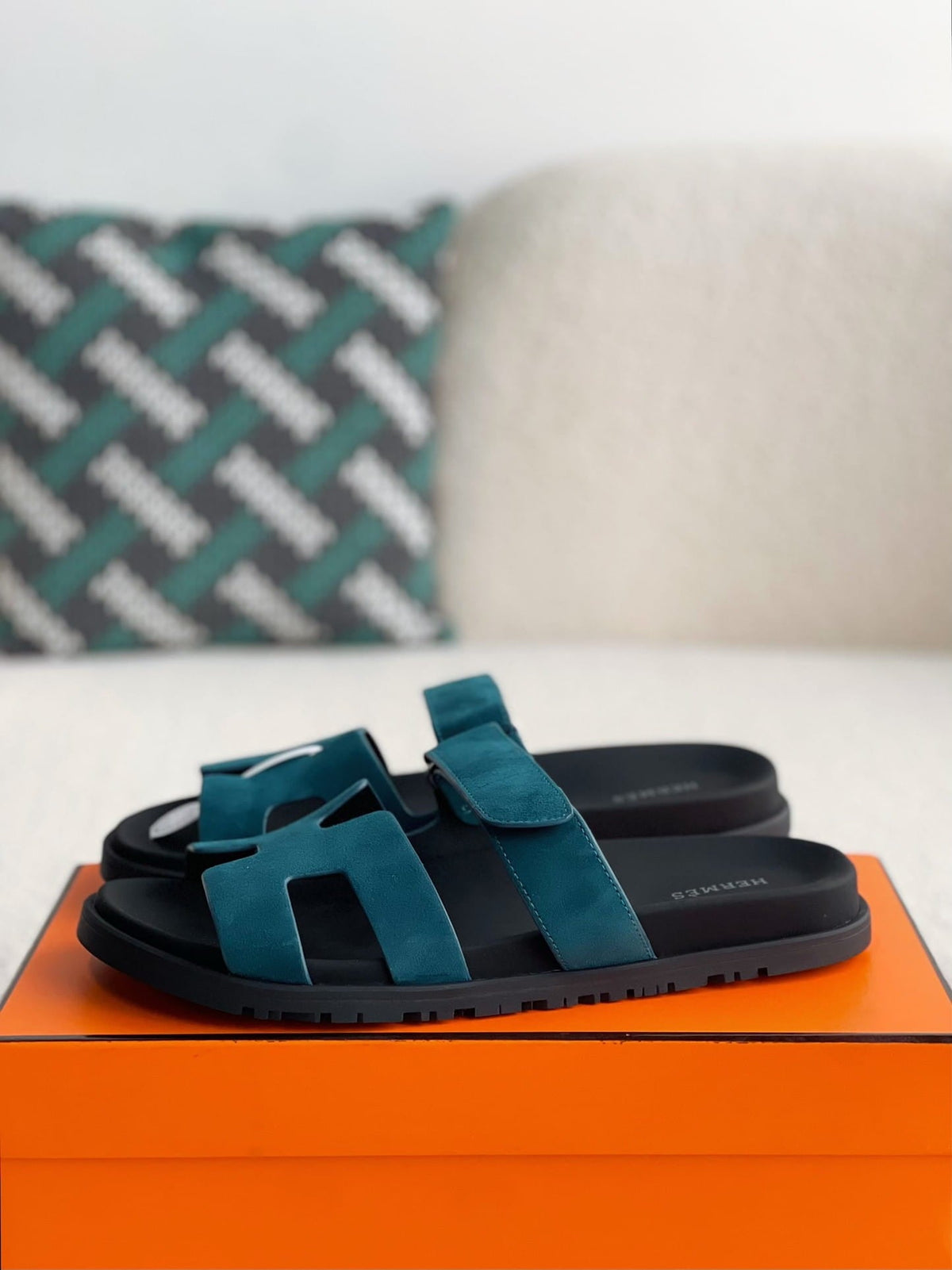 Hermès Bleu Turquin Suede Goatskin Chypre Sandal