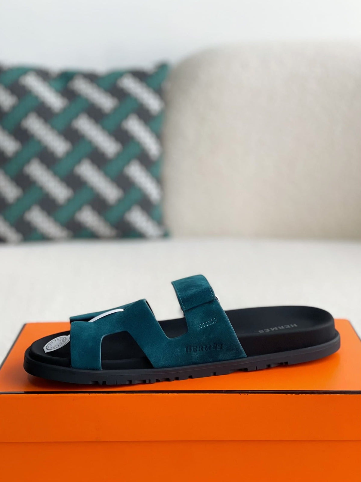 Hermès Bleu Turquin Suede Goatskin Chypre Sandal