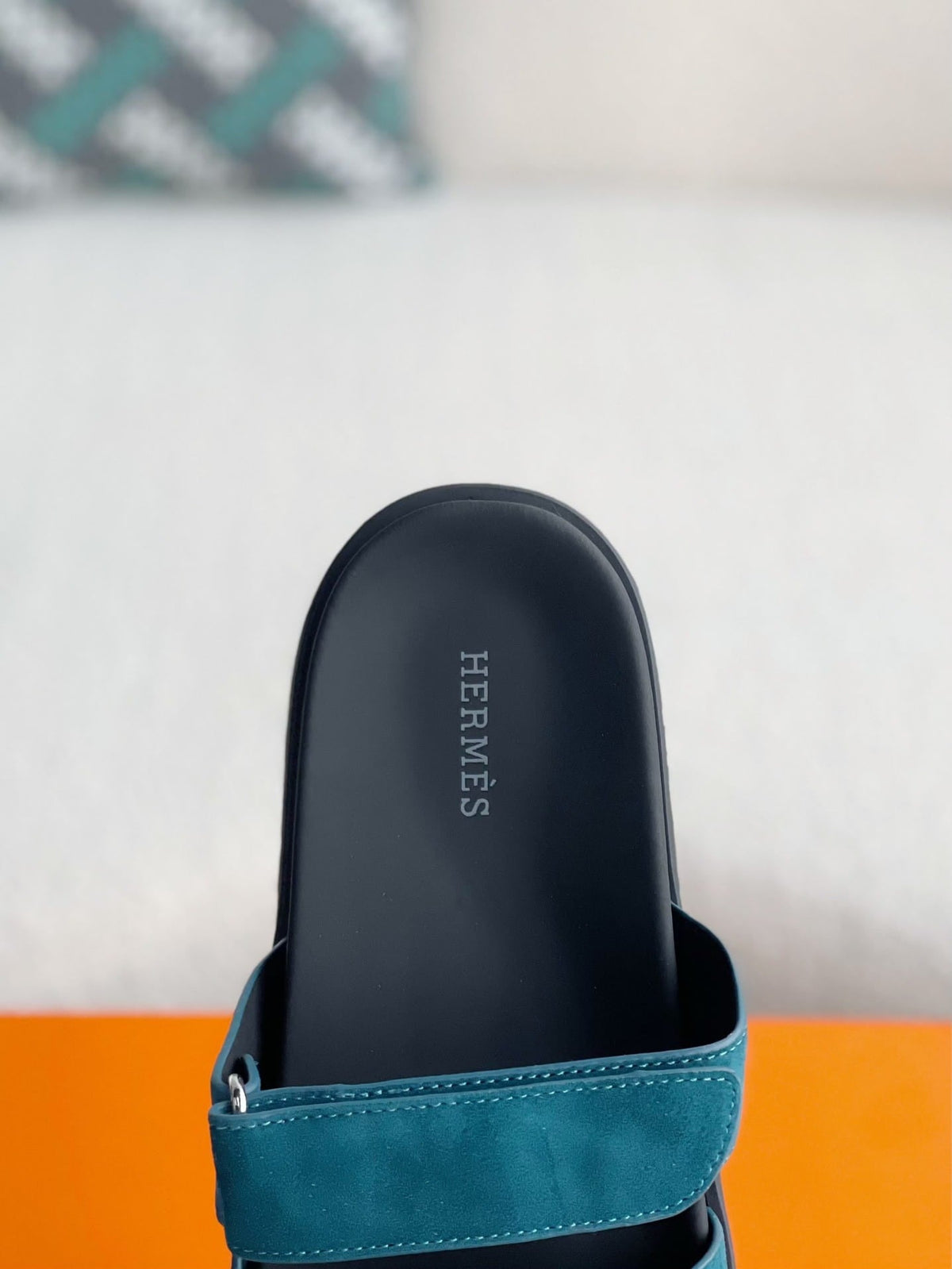 Hermès Bleu Turquin Suede Goatskin Chypre Sandal