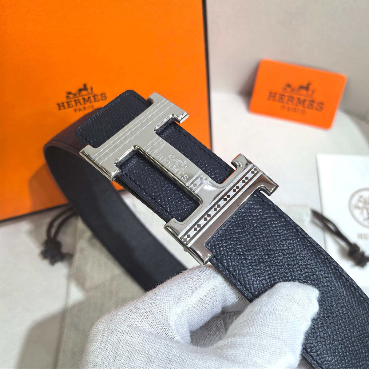 Hermès Marine Blue Reversible Leather Strap 32 mm Belt - Silver Guilloché H Buckle