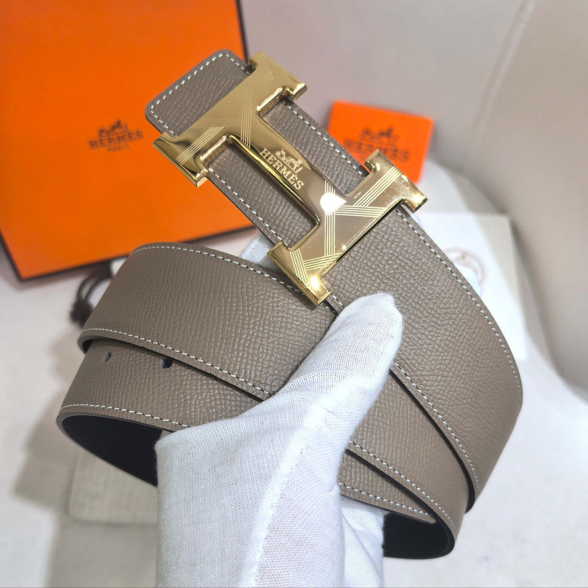 Hermès Étoupe Reversible Leather Strap 32 mm Belt - Gold Guilloché H Buckle