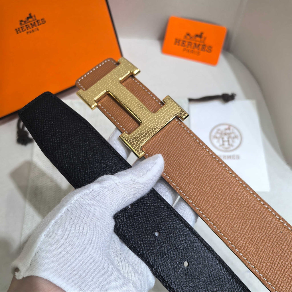 Hermès Gold Reversible Leather Strap 32 mm Belt - Gold Martelé H Buckle
