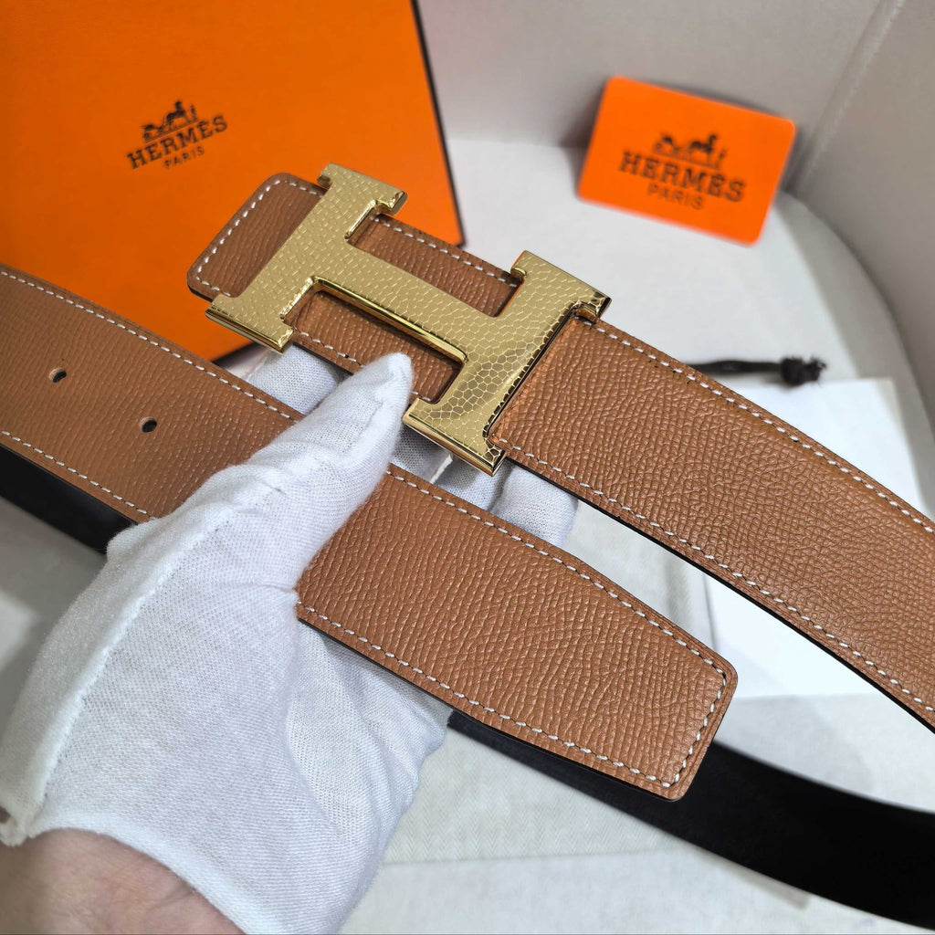 Hermès Gold Reversible Leather Strap 32 mm Belt - Gold Martelé H Buckle