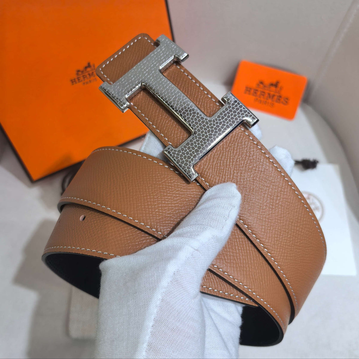 Hermès Gold Reversible Leather Strap 32 mm Belt - Silver Martelé H Buckle