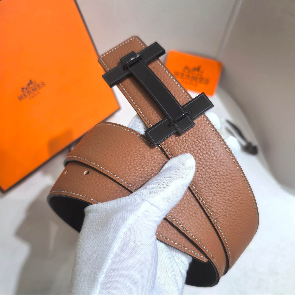 Hermès H au Carre Belt Buckle & Reversible Leather Strap 32 mm - PVD Matte Black Hardware