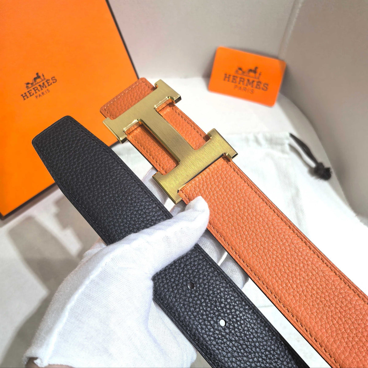 Hermès H au Carre Belt Buckle & Reversible Leather Strap 32 mm - Orange & Black