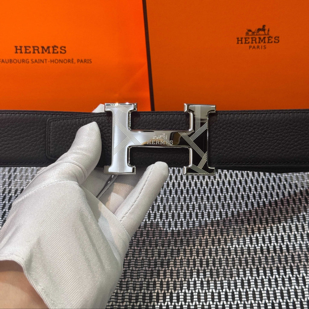 Hermès Leather Belt in Black with H Buckle 32mm - Silver Guilloché Hardware