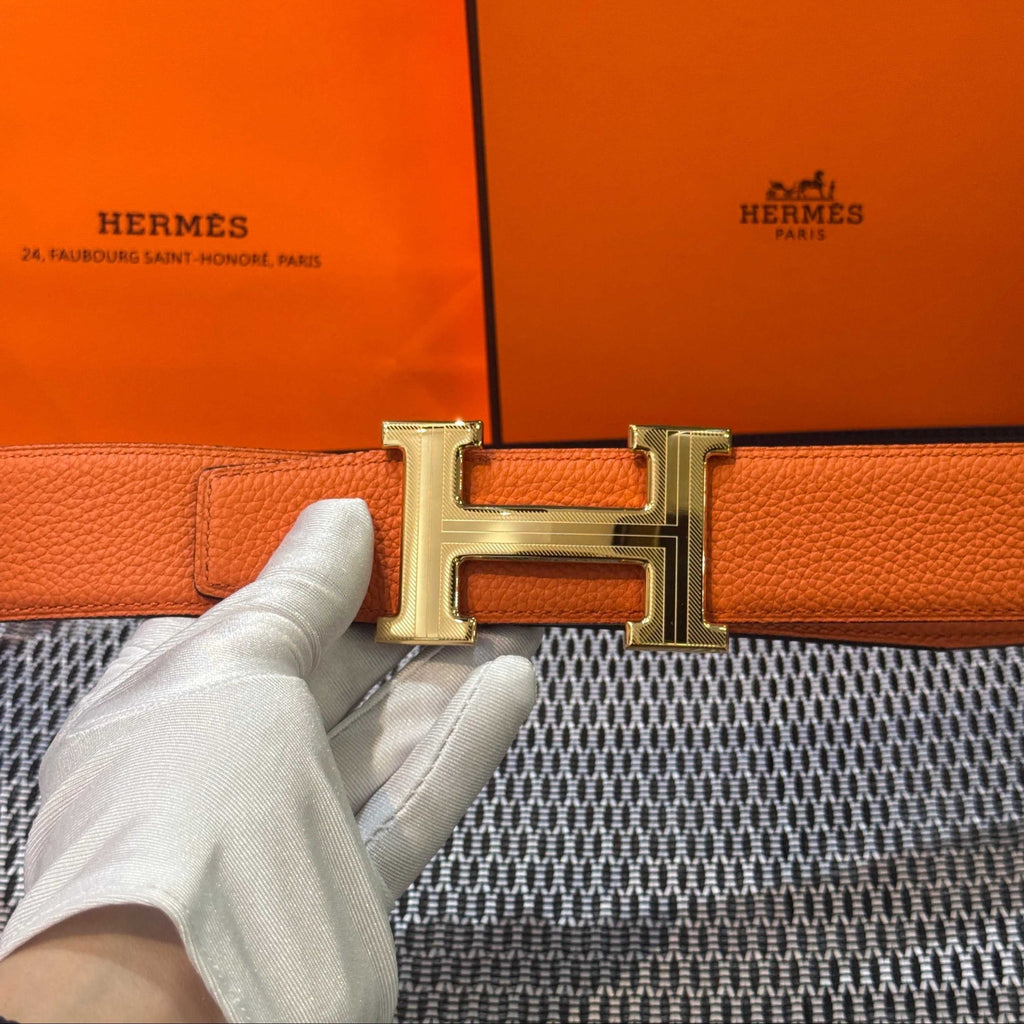 Hermès Leather Belt in Orange with H Buckle 32mm - Gold Guilloché Hardware