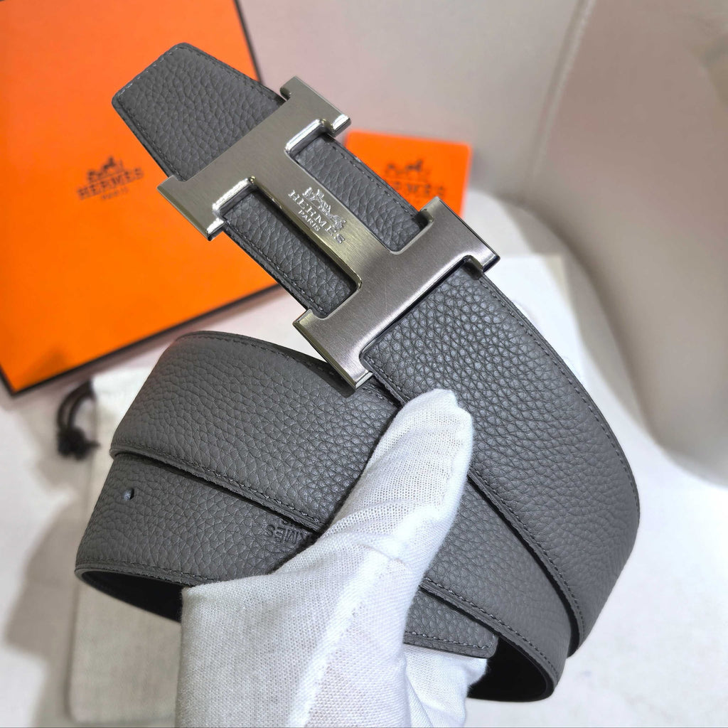 Hermès Leather Belt in Taupe Gray with H Silver Buckle 32mm - Reversible