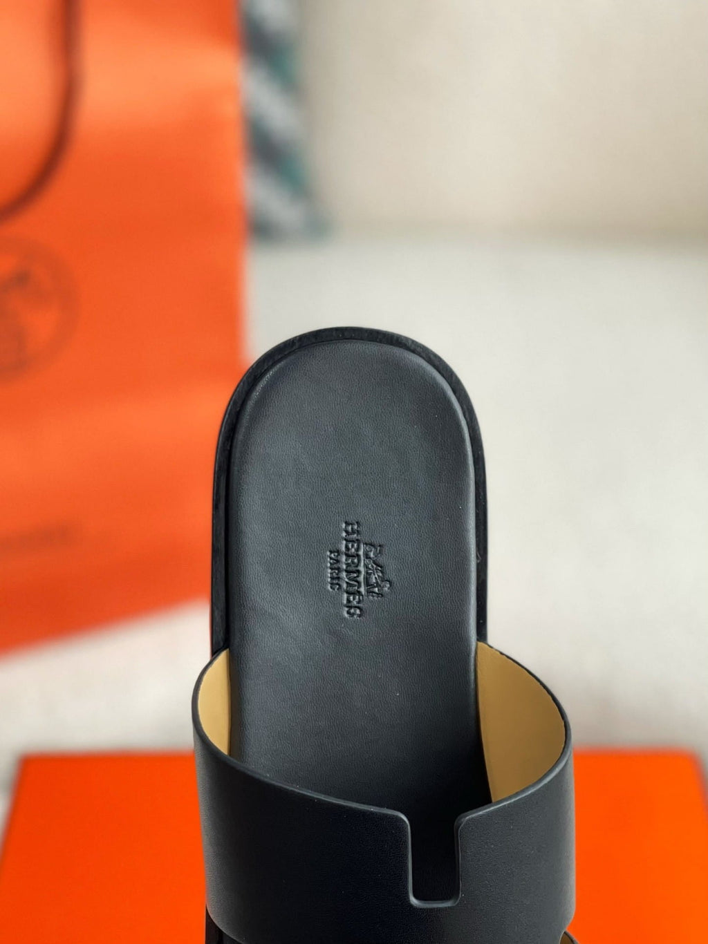 Hermès Noir Black Izmir Sandals