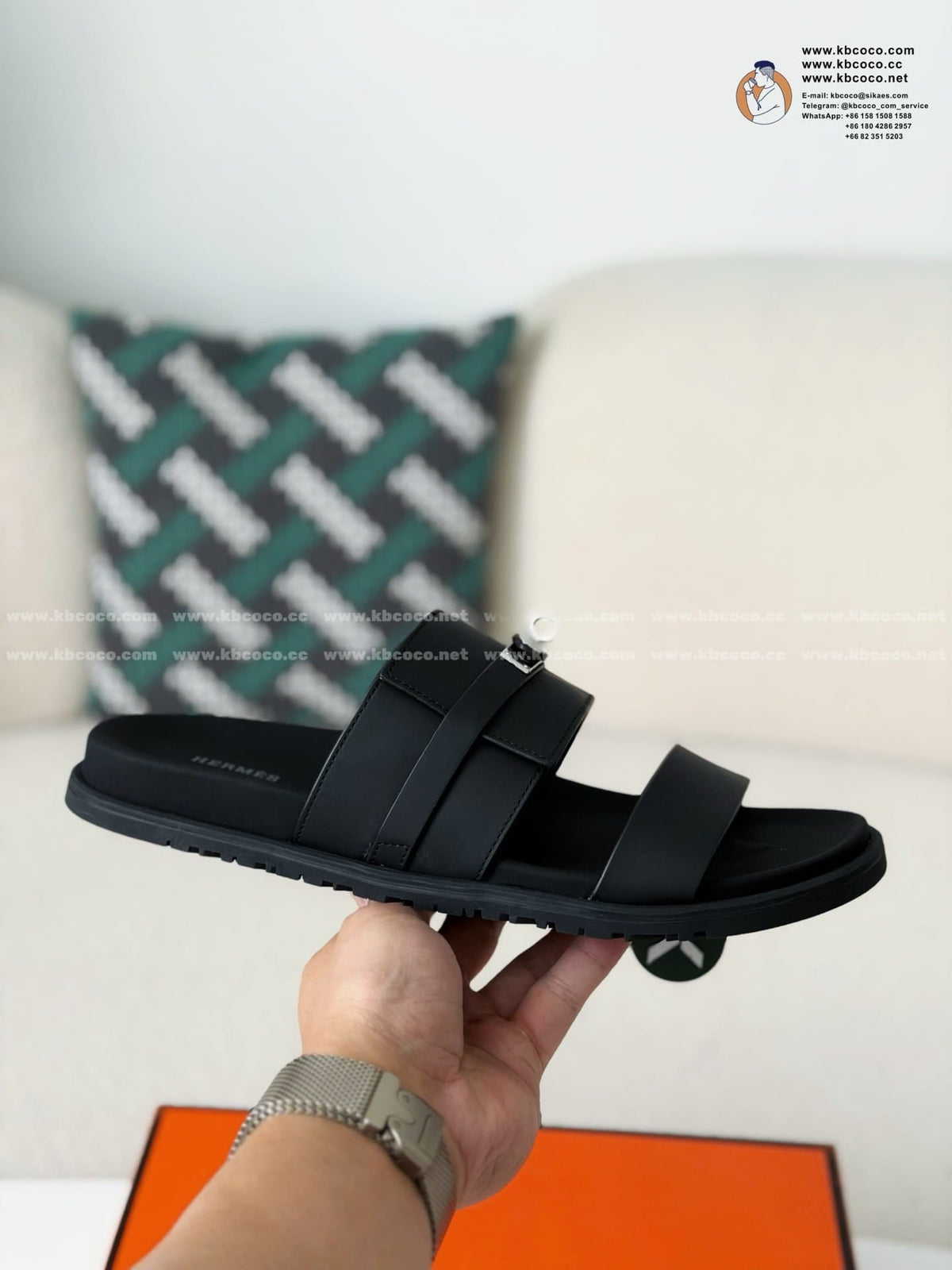 Hermès Noir Black Jackson Sandal