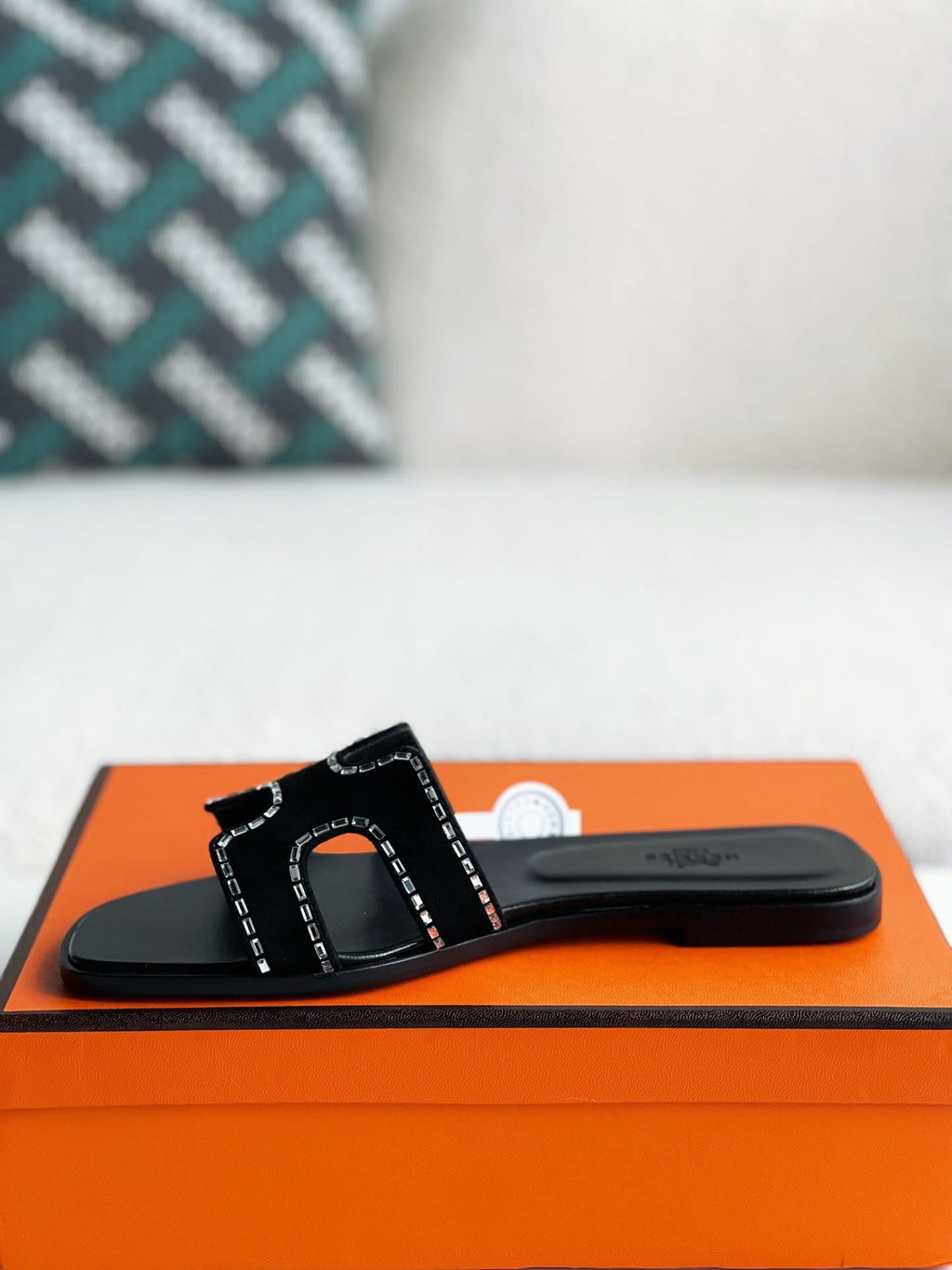 Hermès Noir Black Oran Women's Sandals