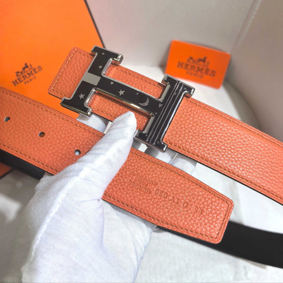 Hermès Orange Reversible Leather Strap 32 mm Belt - Silver & Black Celestial H Buckle