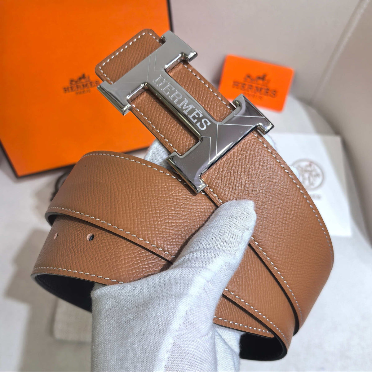 Hermès Reversible Leather Strap 32 mm Belt - Silver H Buckle