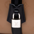 Louis Vuitton Cuir Plume Very MM Tote (SHF-16827)