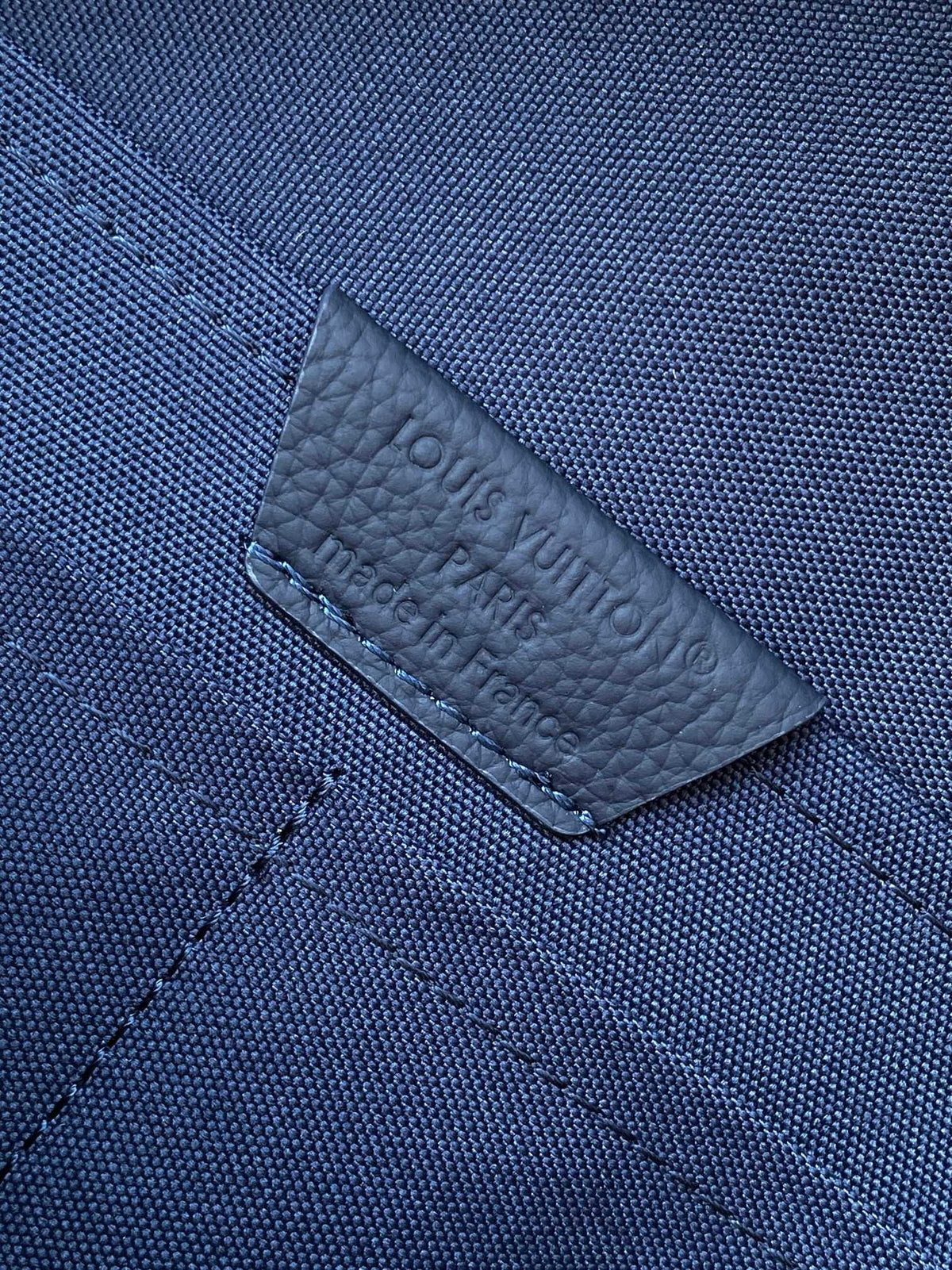 Louis Vuitton LV Men's Navy Discovery Work Backpack PM