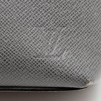Louis Vuitton Taiga Leather Grigori Messenger Bag (SHF-16544)