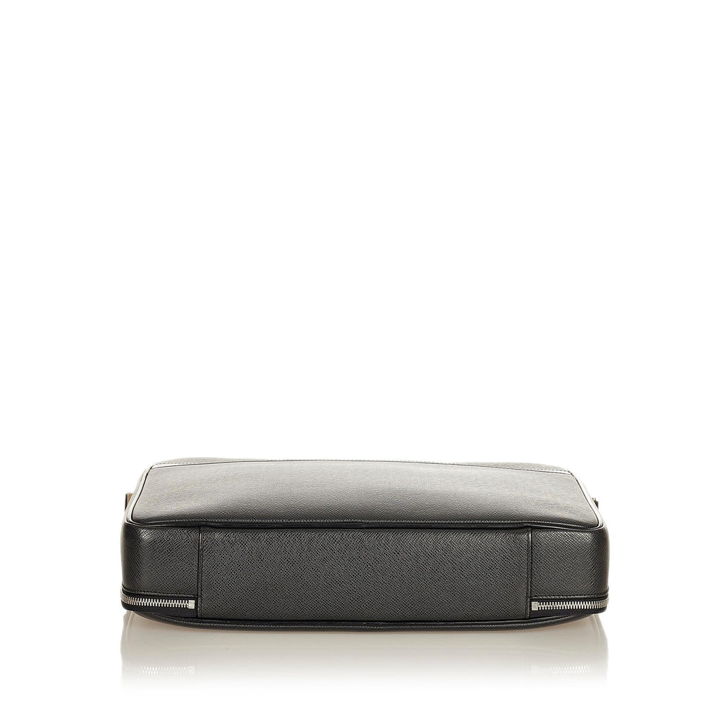 Louis Vuitton Taiga Porte Ordinateur Odessa (SHG-27869)