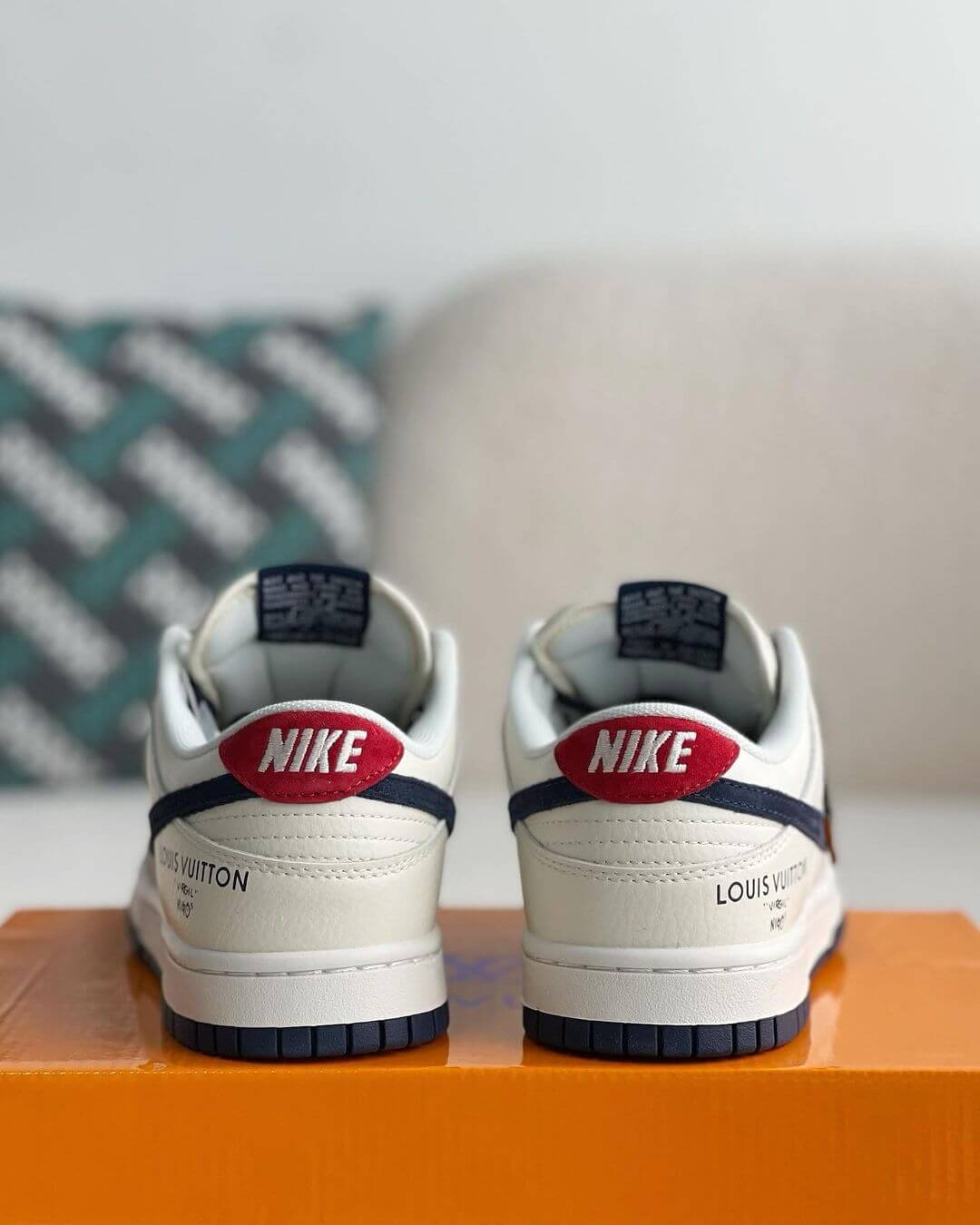 Nike SB Dunk Low x Louis Vuitton Sneaker