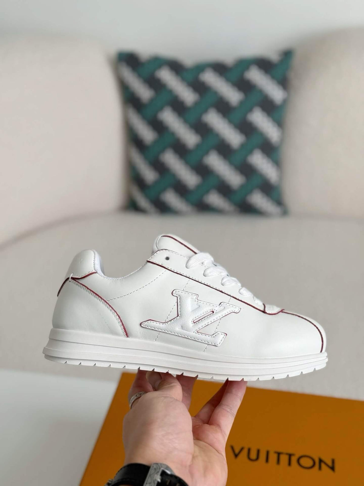 Louis Vuitton LV Butter Sneaker 'White/Burgundy'