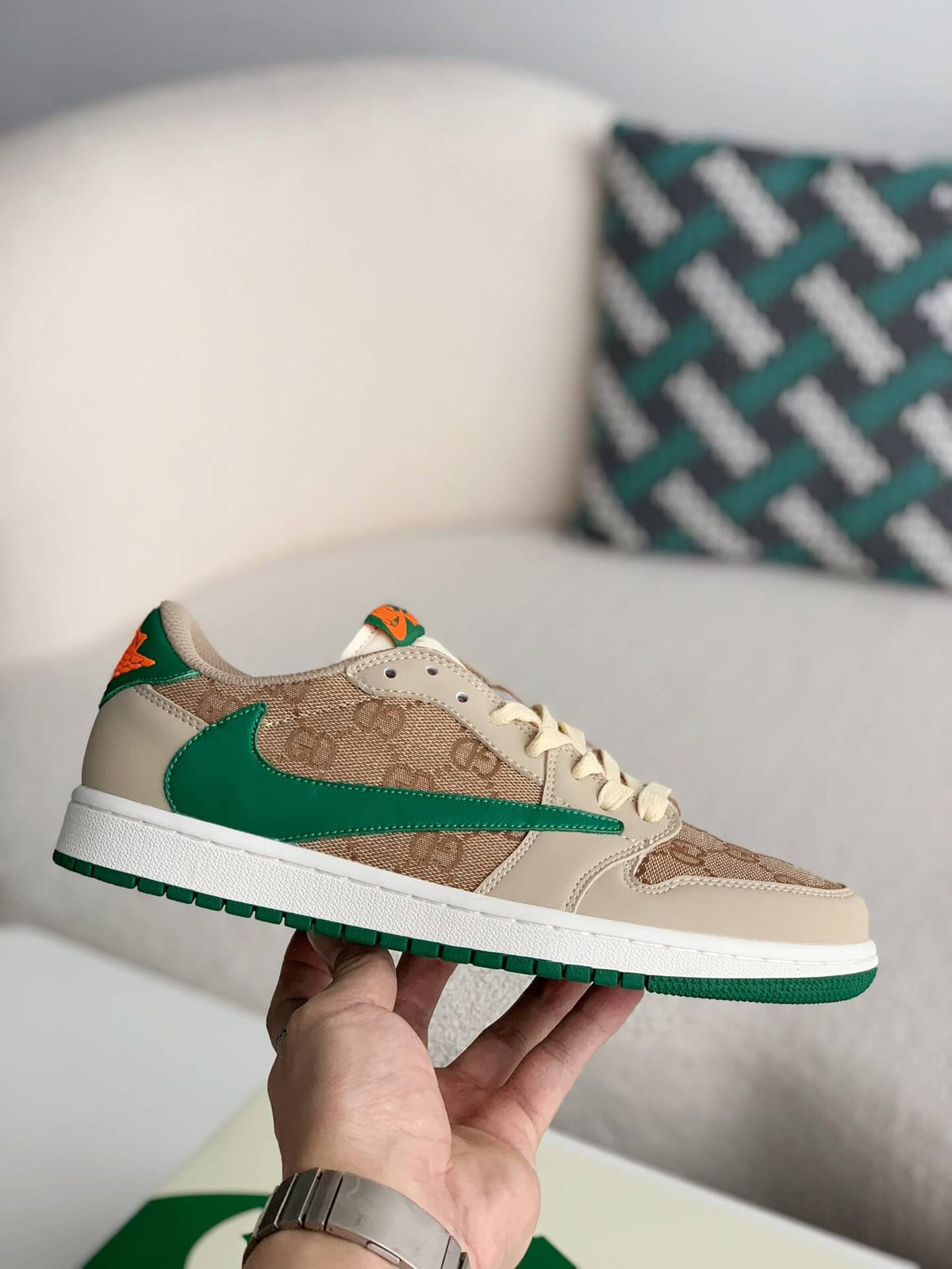 Nike Dunk Low x Gucci Custom – Beige GG Supreme & Green Leather