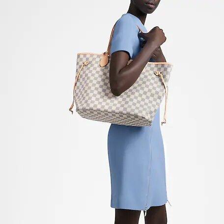 Louis Vuitton  NEVERFULL MM Bag Beige